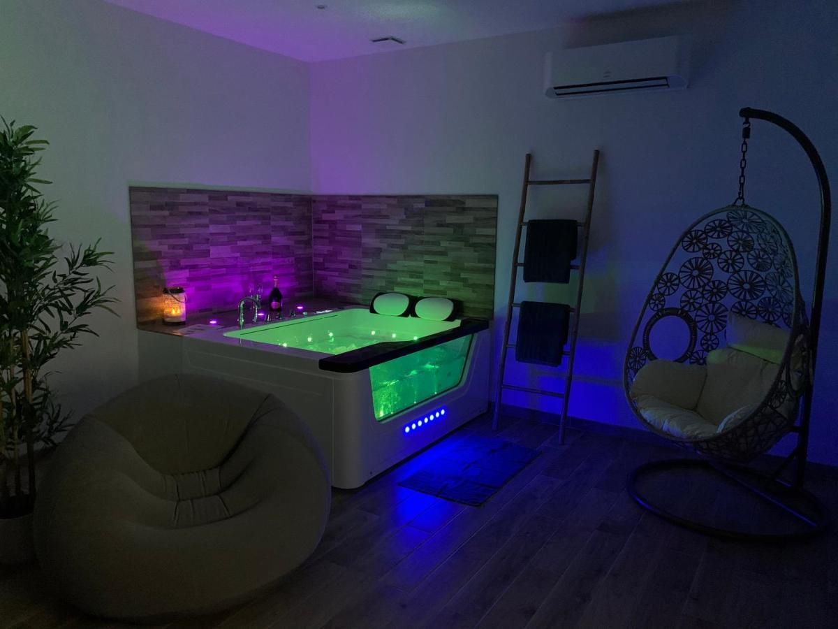 Appartement Cosy Jacuzzy Luxe Gare De 툴롱 외부 사진